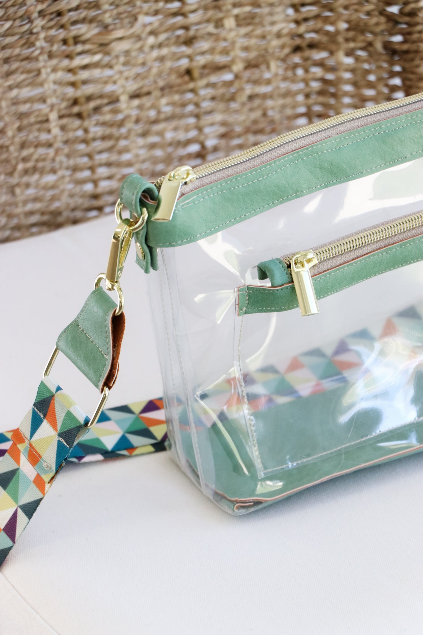 DIY Ruth Stadium Crossbody Bag Pattern & Tutorial! – Sallie Tomato