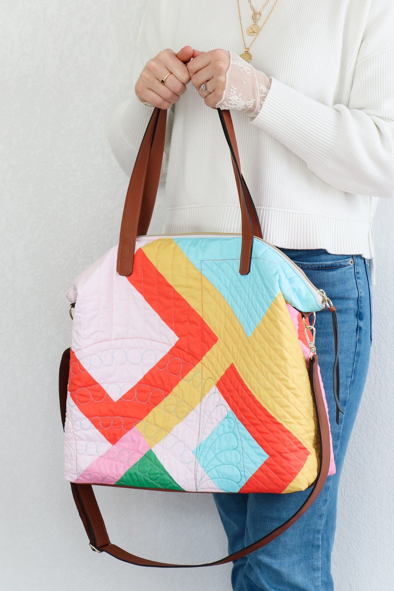 How to Sew a Slouchy Tote Bag with a Zipper Beg – Sallie Tomato