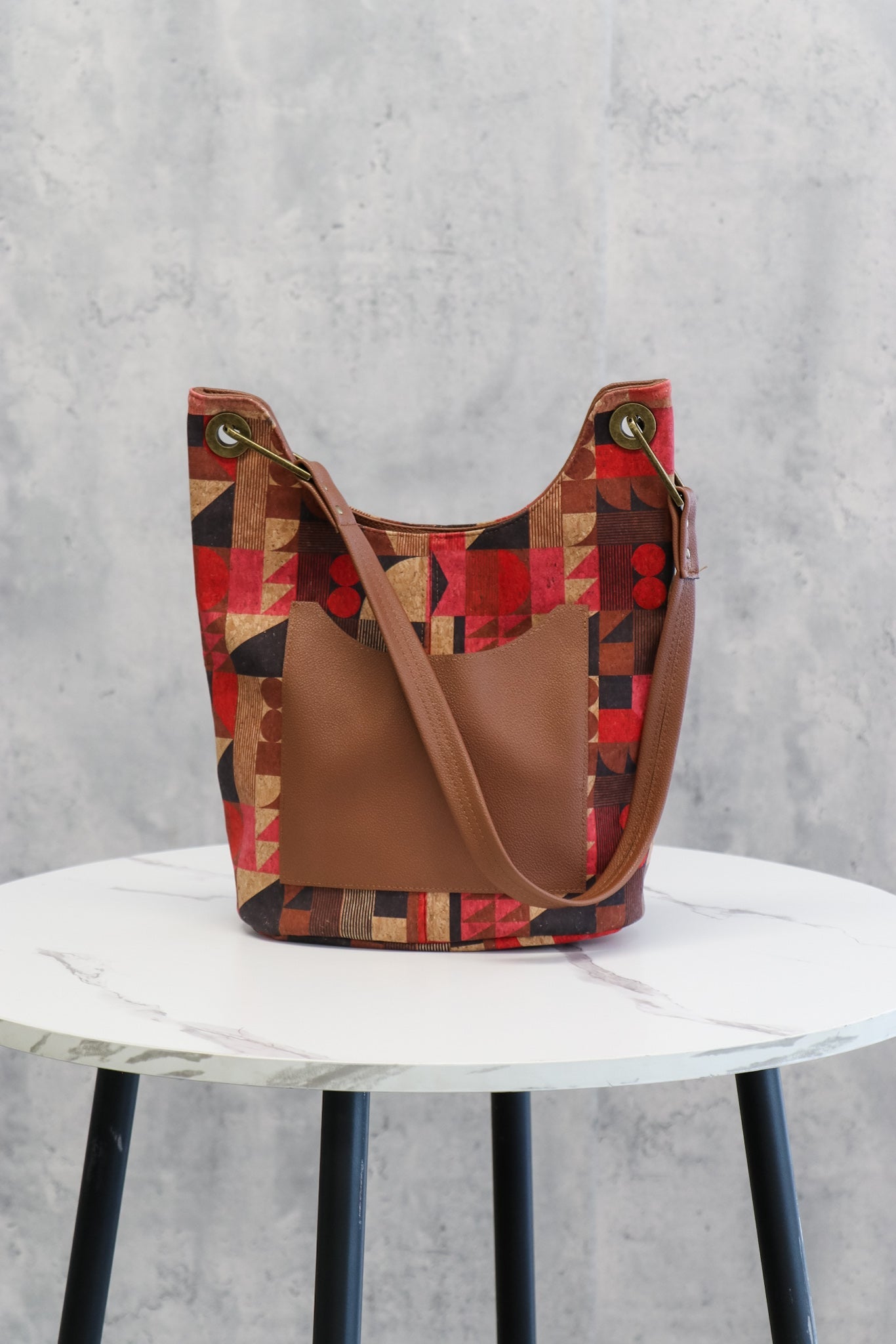 The Harriet Shoulder Bag: An Essential Bag with Modern Charm