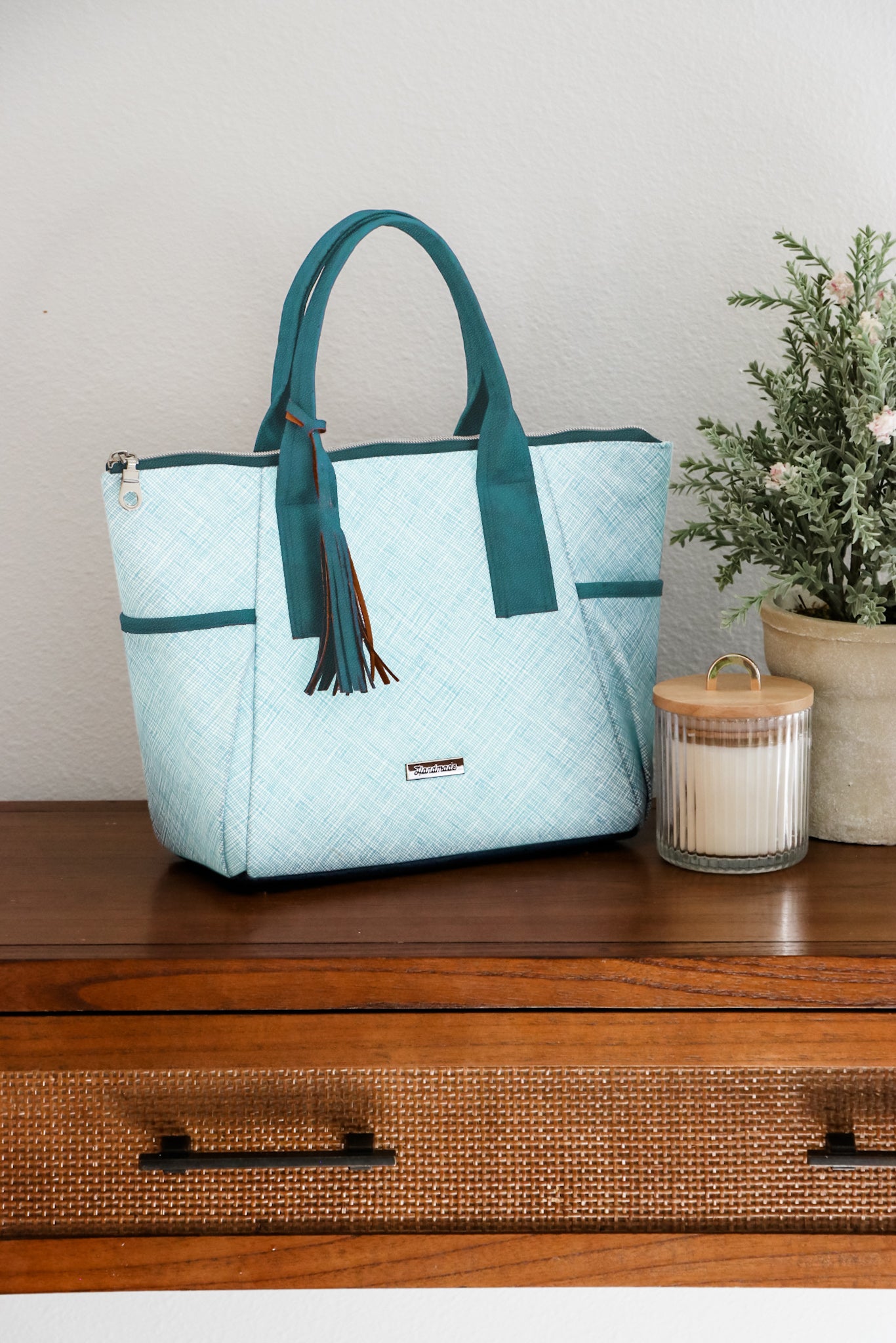 Month 6: Handbag - Making Bags: A Field Guide Kit – Sallie Tomato