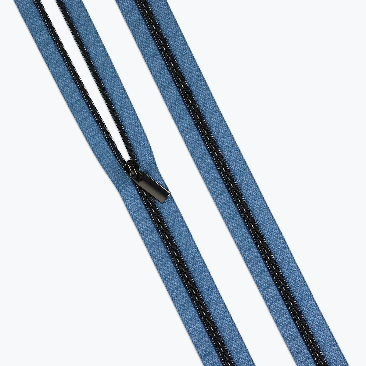 Maya Blue Nylon Coil Zippers