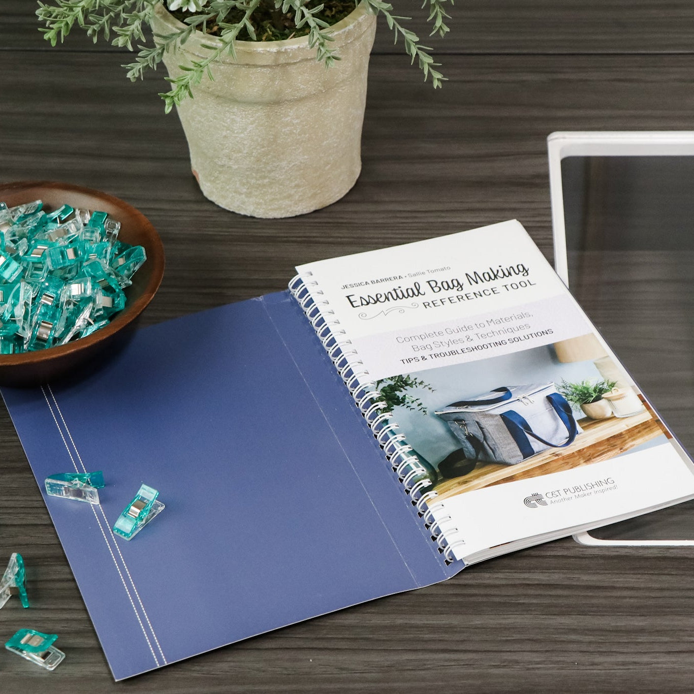 Essential Bag Making Reference Tool Book