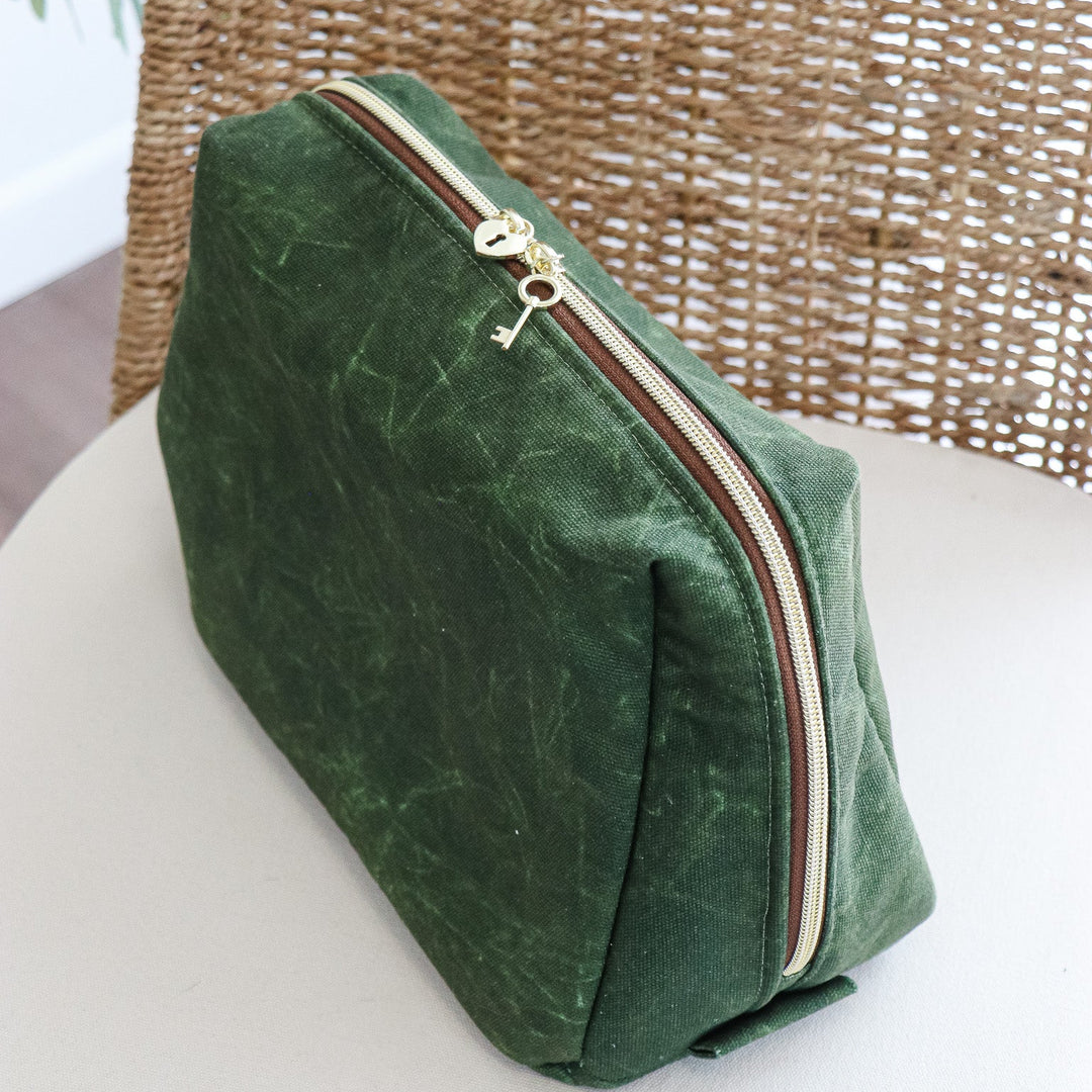 Olive Drab Faux Waxed Duck Canvas – Sallie Tomato
