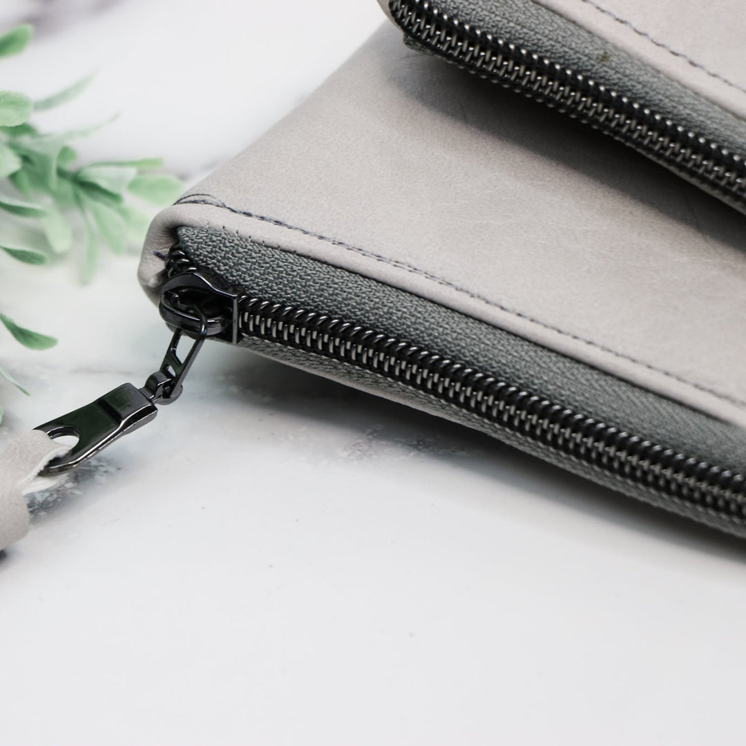Grey Nylon Coil Zippers – Sallie Tomato