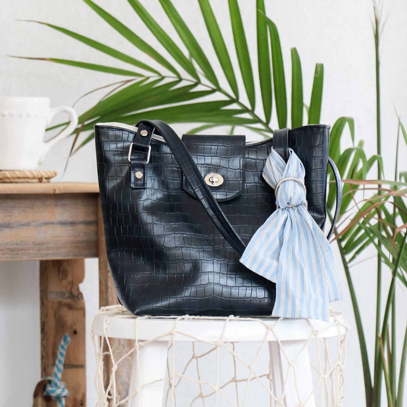 ¡Gratis! Descarga instantánea de bufanda para bolso