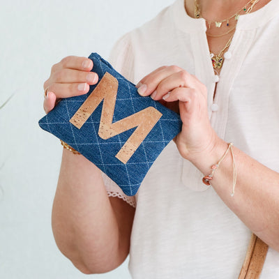 ¡Gratis! Descarga instantánea de bolsa con monograma