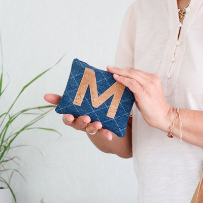 ¡Gratis! Descarga instantánea de bolsa con monograma