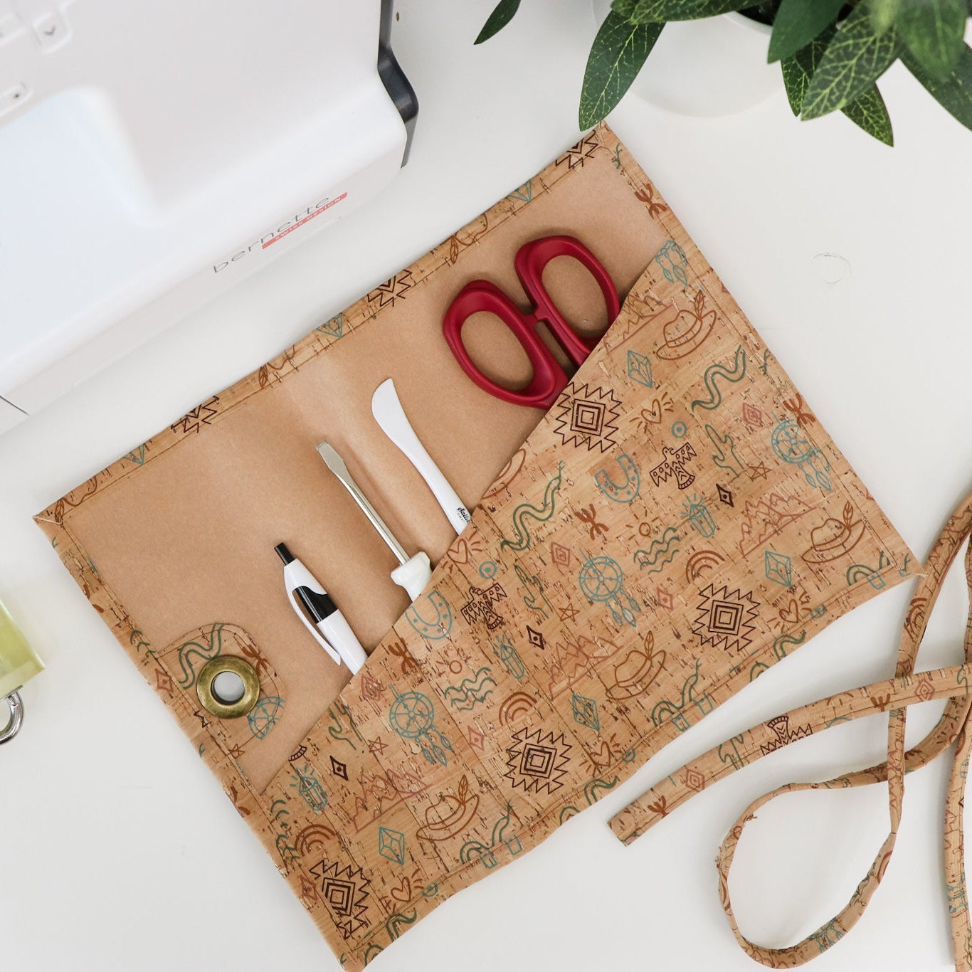Wraps Tools Pattern Free! Tool Wrap Organizer Instant Download – Sallie Tomato
