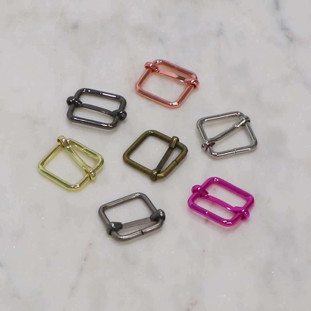 Deux boucles coulissantes de 3/4"