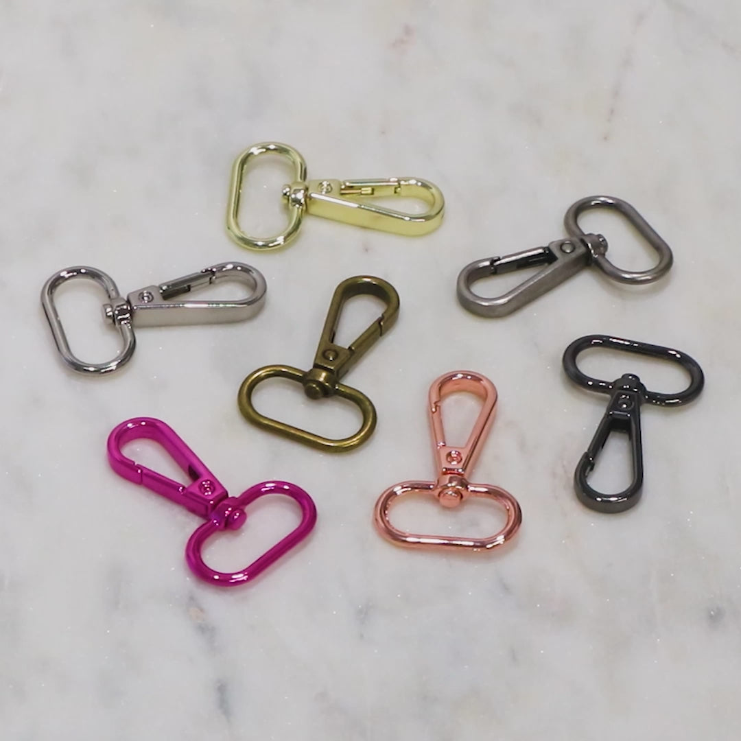 Two 1" Swivel Hooks