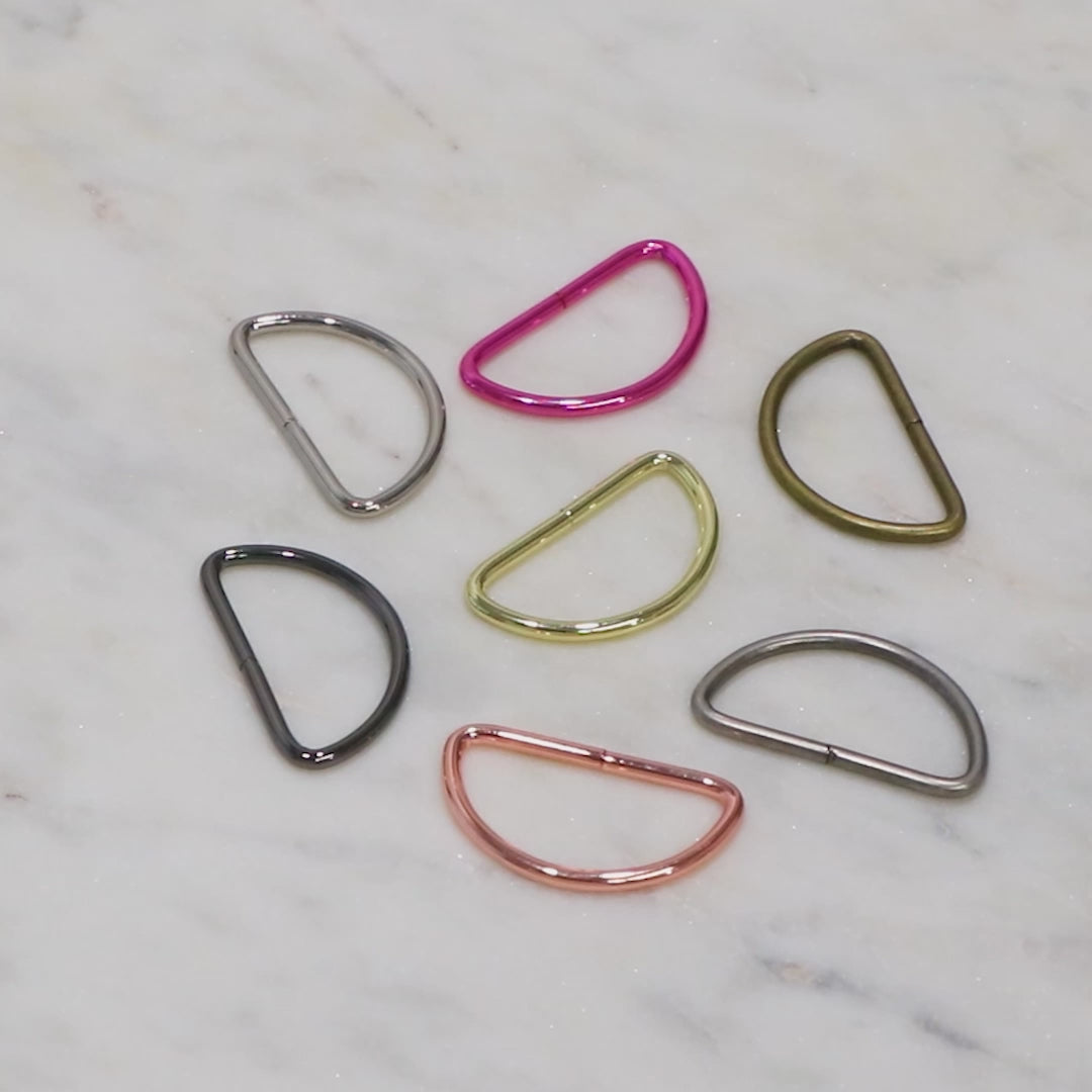 Four 1 1/2" D-Rings