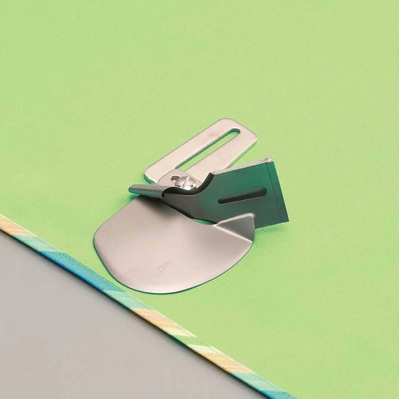 Como Hacer Costuras Decorativas En Cuero Con Hilos Gruos-HighTex - Las Mejor Máquinas De Coser Industrial Padas Chinas