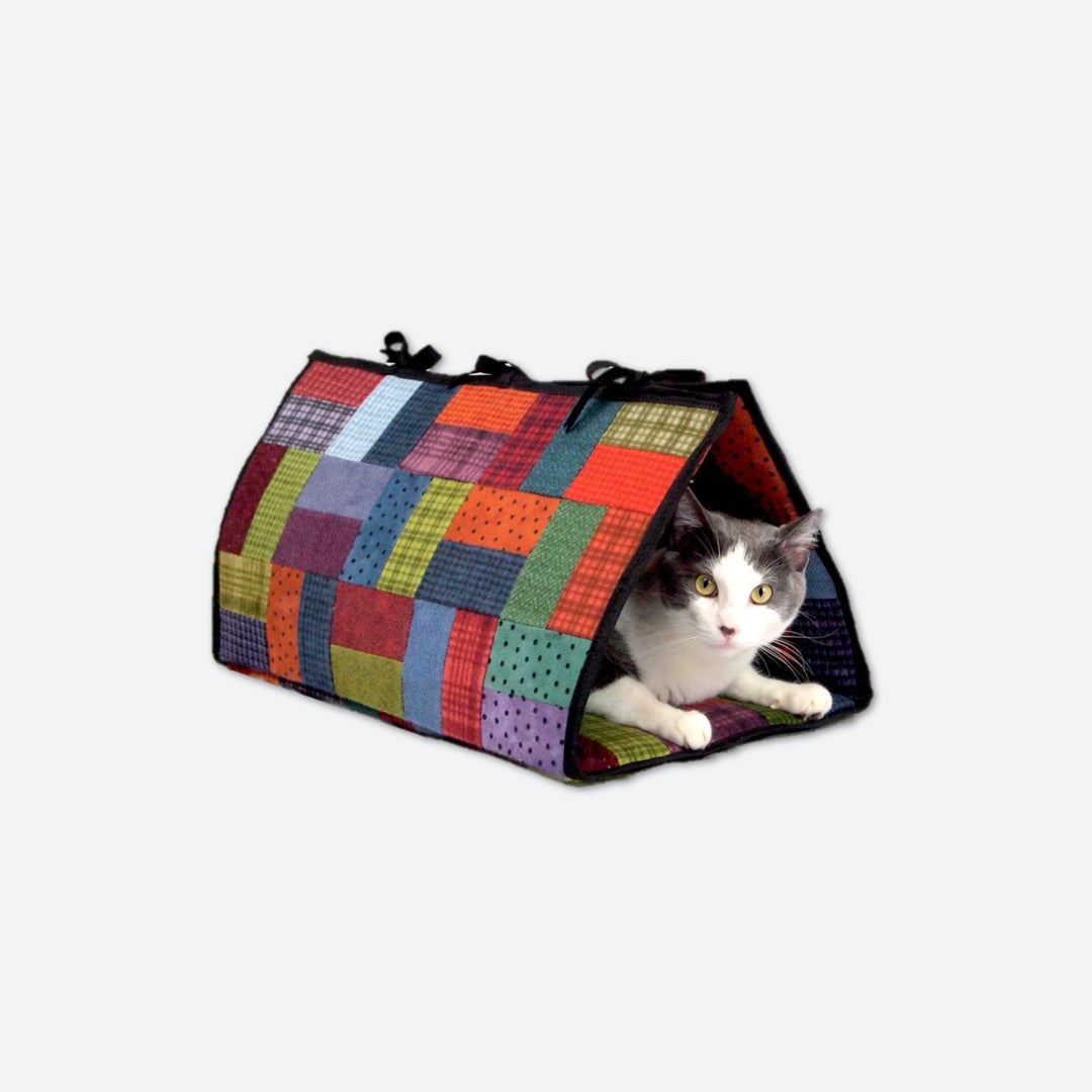 アンバーキャット Hartz® Just for Cats® Chucklin' Beaver Kicker™ Cat Toy | Hartz