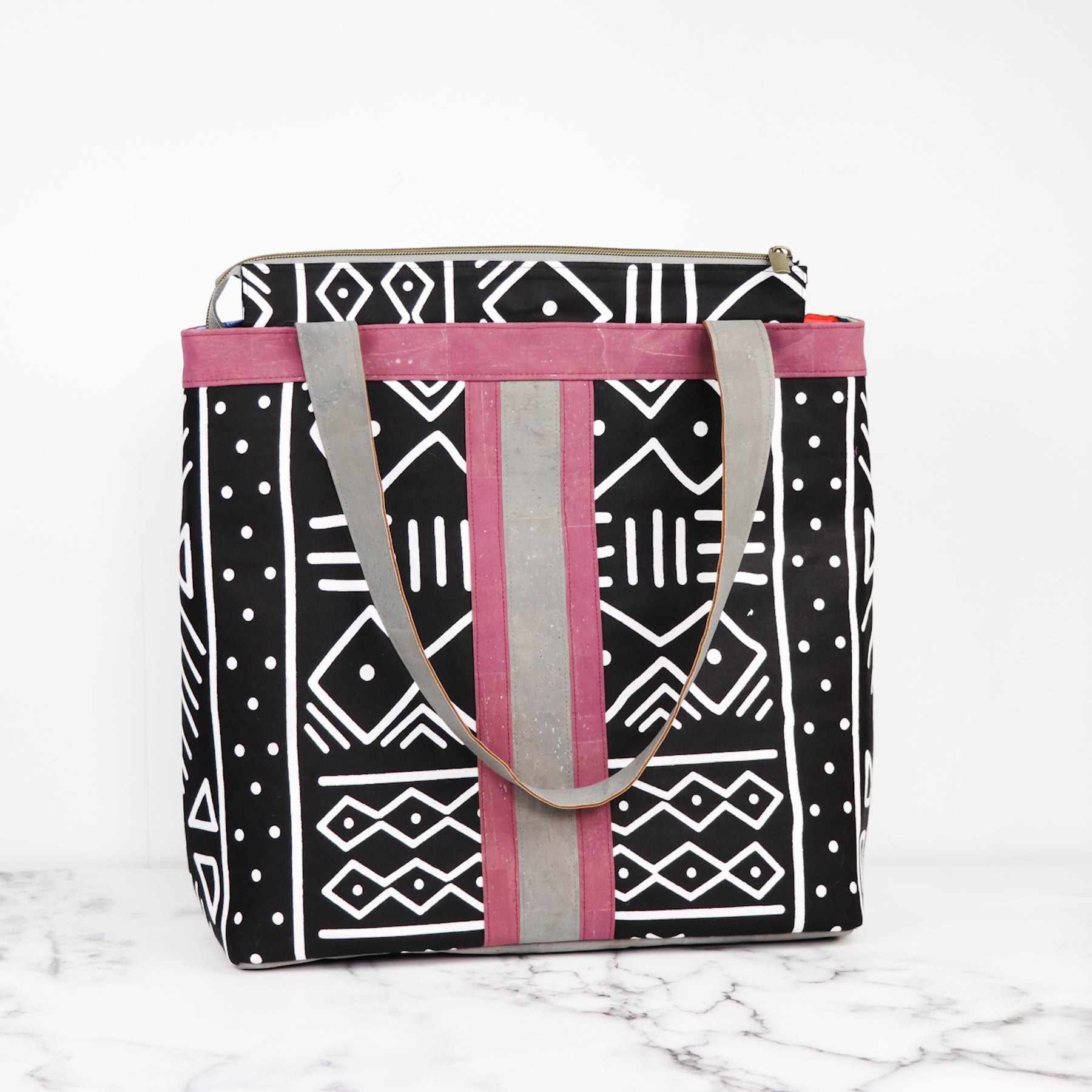 Sku - 2 Large Utility Totes - Thirty-One Gifts - Affordable Purses