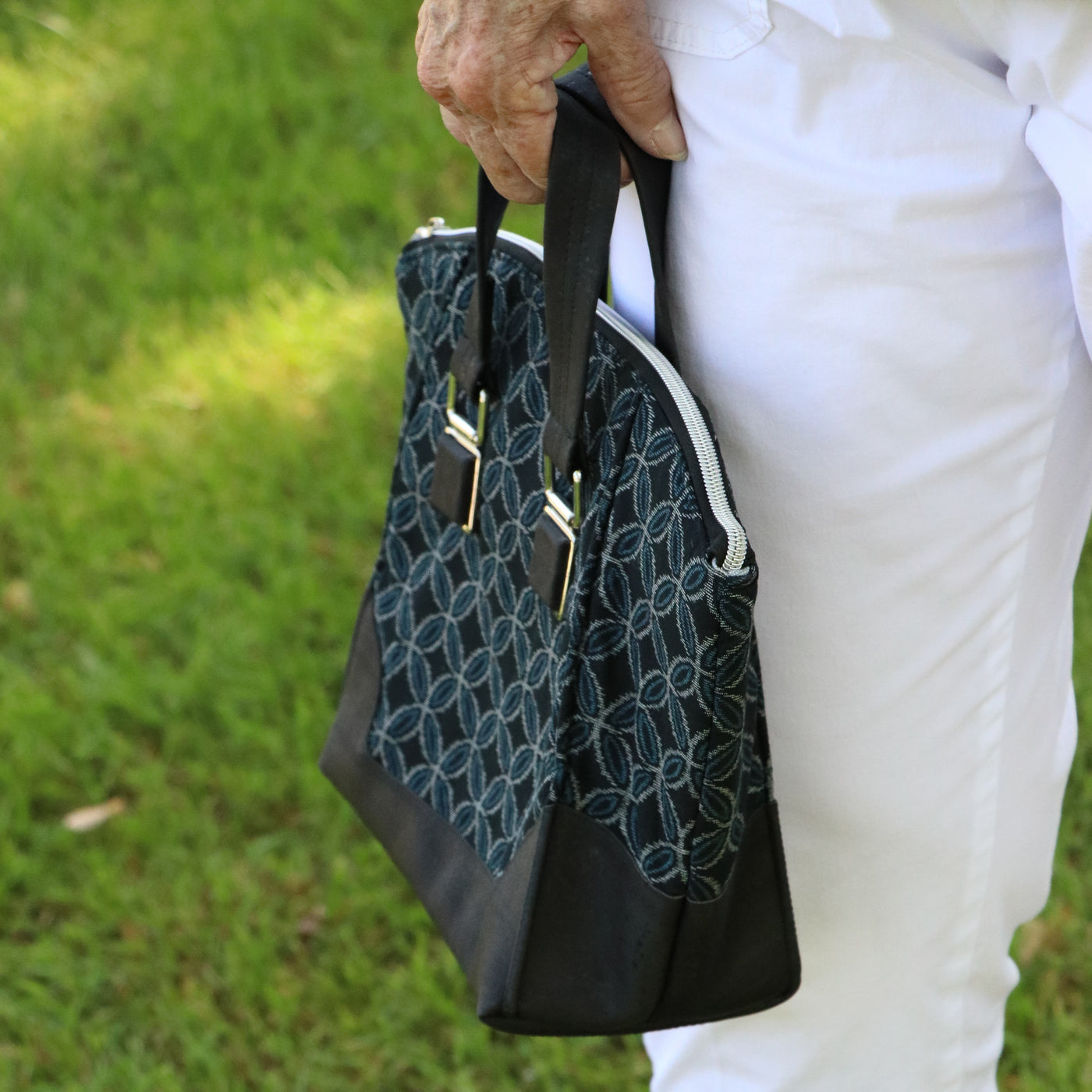 Bags, Lv Classic Flap Ladies Bag Daphne Bag