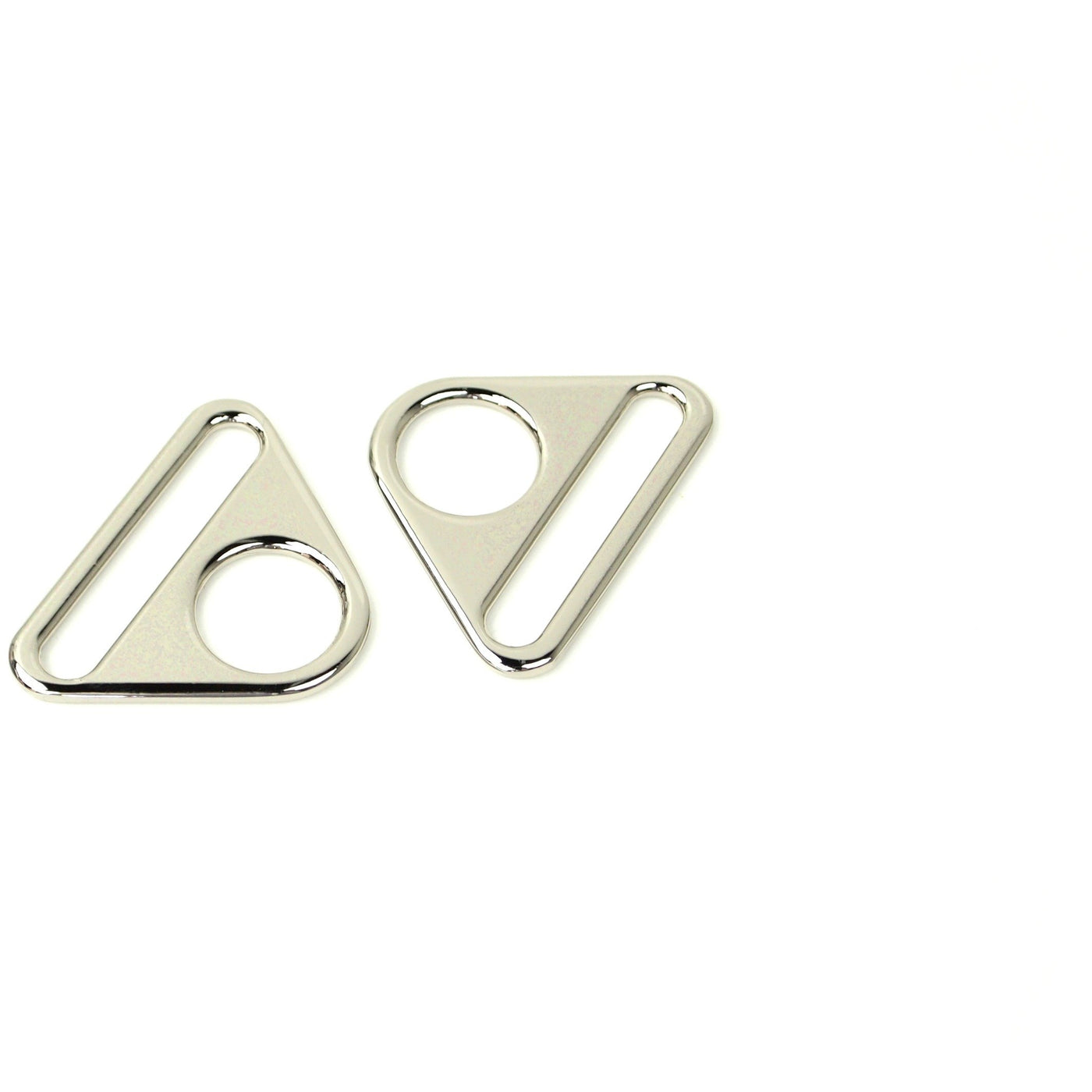 Dos anillos triangulares de 1 1/2"